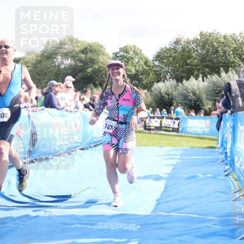 25.08.2024 - Elbe Triathlon Hamburg H.Heesch http://msf.ph/oto/6880360 25.08.2024 11:54:05 Ziel 151, 1408, 1474 meine-sportfotos.de
