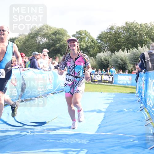 25.08.2024 - Elbe Triathlon Hamburg H.Heesch http://msf.ph/oto/6880362 25.08.2024 11:54:05 Ziel 151, 1408, 1474 meine-sportfotos.de