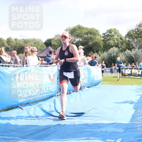 25.08.2024 - Elbe Triathlon Hamburg H.Heesch http://msf.ph/oto/6880401 25.08.2024 11:54:12 Ziel 151, 1408, 1432, 1474 meine-sportfotos.de