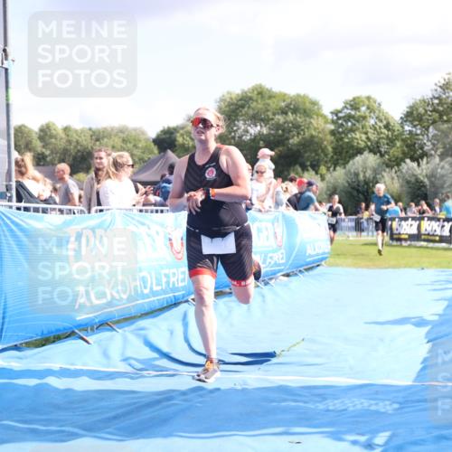 25.08.2024 - Elbe Triathlon Hamburg H.Heesch http://msf.ph/oto/6880402 25.08.2024 11:54:12 Ziel 151, 1408, 1432, 1474 meine-sportfotos.de