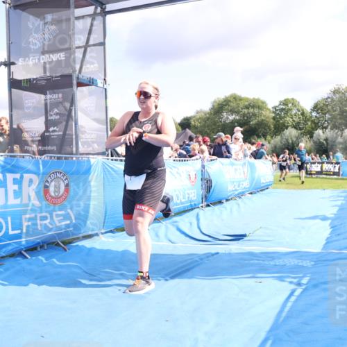 25.08.2024 - Elbe Triathlon Hamburg H.Heesch http://msf.ph/oto/6880414 25.08.2024 11:54:13 Ziel 151, 1432 meine-sportfotos.de