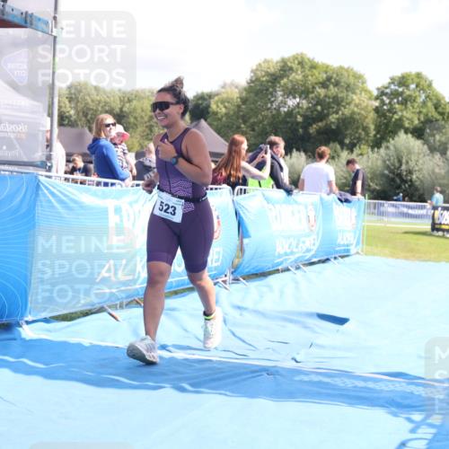 25.08.2024 - Elbe Triathlon Hamburg H.Heesch http://msf.ph/oto/6880426 25.08.2024 12:25:03 Ziel 523 meine-sportfotos.de