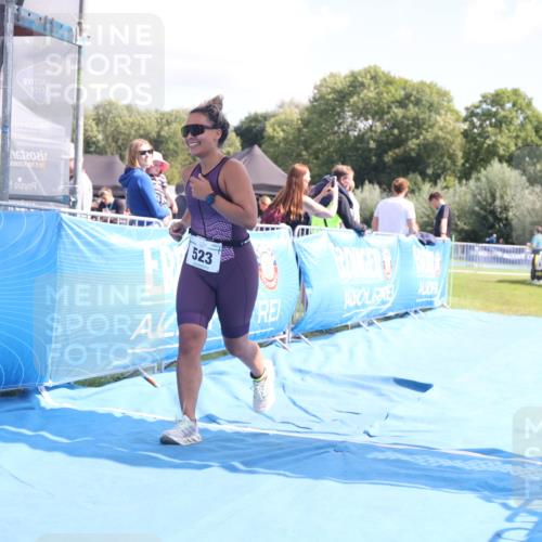 25.08.2024 - Elbe Triathlon Hamburg H.Heesch http://msf.ph/oto/6880428 25.08.2024 12:25:03 Ziel 523 meine-sportfotos.de