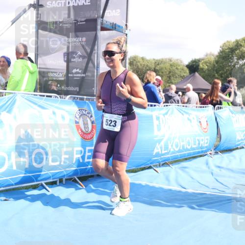 25.08.2024 - Elbe Triathlon Hamburg H.Heesch http://msf.ph/oto/6880448 25.08.2024 12:25:03 Ziel 523 meine-sportfotos.de