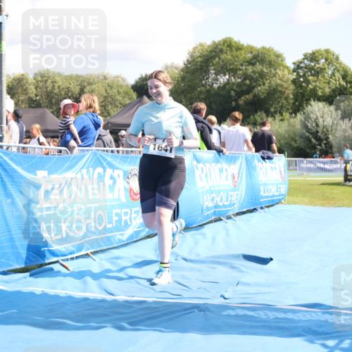 25.08.2024 - Elbe Triathlon Hamburg H.Heesch http://msf.ph/oto/6880458 25.08.2024 12:25:25 Ziel 1641 meine-sportfotos.de