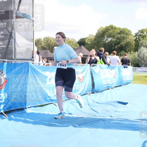 25.08.2024 - Elbe Triathlon Hamburg H.Heesch http://msf.ph/oto/6880472 25.08.2024 12:25:26 Ziel 1641 meine-sportfotos.de