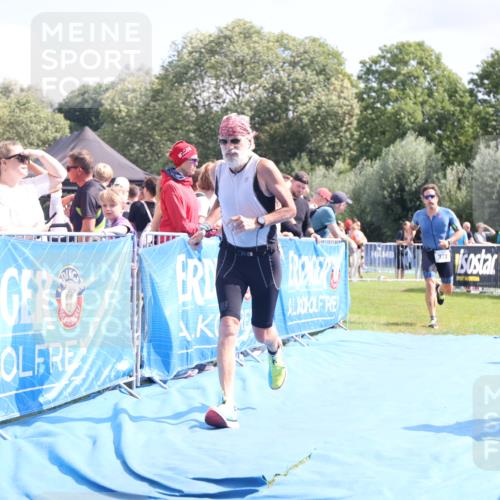 25.08.2024 - Elbe Triathlon Hamburg H.Heesch http://msf.ph/oto/6880485 25.08.2024 11:54:33 Ziel 373, 1464 meine-sportfotos.de