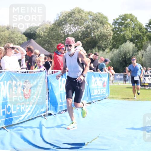 25.08.2024 - Elbe Triathlon Hamburg H.Heesch http://msf.ph/oto/6880489 25.08.2024 11:54:33 Ziel 373, 1464 meine-sportfotos.de