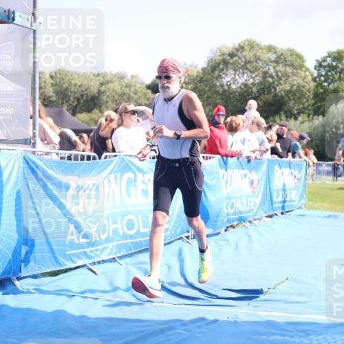 25.08.2024 - Elbe Triathlon Hamburg H.Heesch http://msf.ph/oto/6880499 25.08.2024 11:54:33 Ziel 373, 1464 meine-sportfotos.de