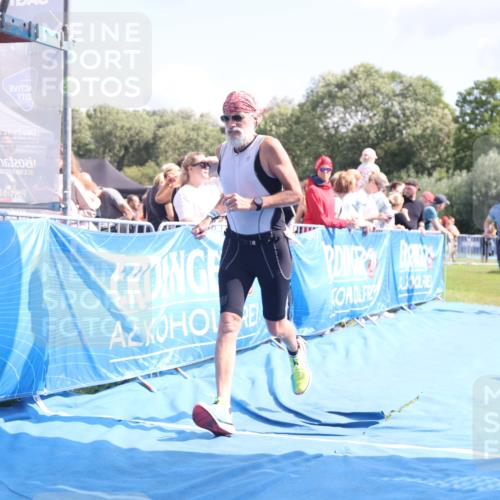 25.08.2024 - Elbe Triathlon Hamburg H.Heesch http://msf.ph/oto/6880502 25.08.2024 11:54:33 Ziel 373, 1464 meine-sportfotos.de