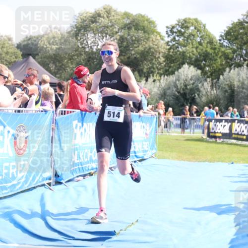 25.08.2024 - Elbe Triathlon Hamburg H.Heesch http://msf.ph/oto/6880550 25.08.2024 11:54:44 Ziel 514 meine-sportfotos.de