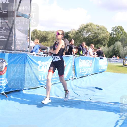 25.08.2024 - Elbe Triathlon Hamburg H.Heesch http://msf.ph/oto/6880578 25.08.2024 12:26:31 Ziel 1731 meine-sportfotos.de