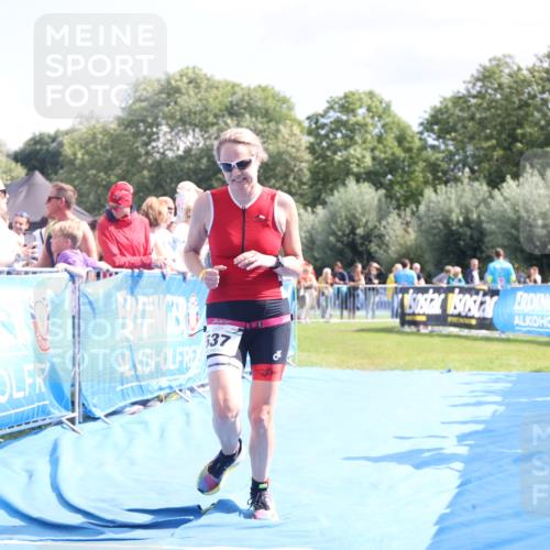 25.08.2024 - Elbe Triathlon Hamburg H.Heesch http://msf.ph/oto/6880599 25.08.2024 11:54:54 Ziel 537 meine-sportfotos.de
