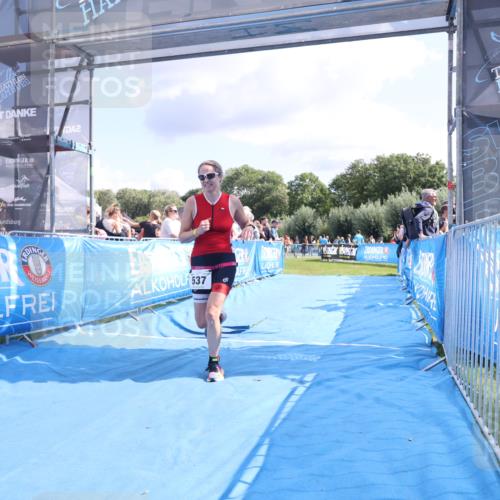 25.08.2024 - Elbe Triathlon Hamburg H.Heesch http://msf.ph/oto/6880619 25.08.2024 11:54:55 Ziel 537 meine-sportfotos.de