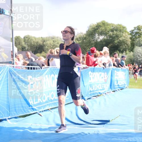 25.08.2024 - Elbe Triathlon Hamburg H.Heesch http://msf.ph/oto/6880630 25.08.2024 11:55:06 Ziel 1529, 1702 meine-sportfotos.de