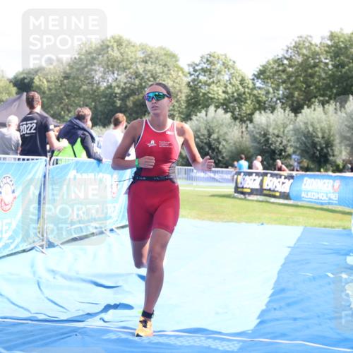 25.08.2024 - Elbe Triathlon Hamburg H.Heesch http://msf.ph/oto/6880643 25.08.2024 12:26:50 Ziel 1484, 1728, 1732 meine-sportfotos.de