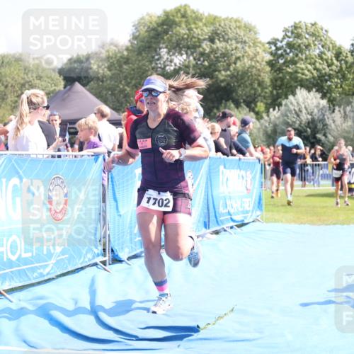 25.08.2024 - Elbe Triathlon Hamburg H.Heesch http://msf.ph/oto/6880662 25.08.2024 11:55:11 Ziel 540, 675, 1529, 1537, 1630, 1702 meine-sportfotos.de