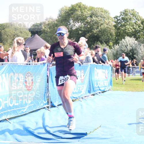 25.08.2024 - Elbe Triathlon Hamburg H.Heesch http://msf.ph/oto/6880666 25.08.2024 11:55:12 Ziel 540, 675, 1529, 1537, 1630, 1702 meine-sportfotos.de