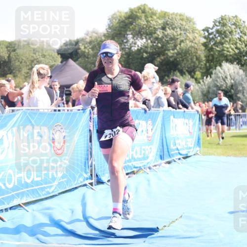 25.08.2024 - Elbe Triathlon Hamburg H.Heesch http://msf.ph/oto/6880668 25.08.2024 11:55:12 Ziel 540, 675, 1529, 1537, 1630, 1702 meine-sportfotos.de