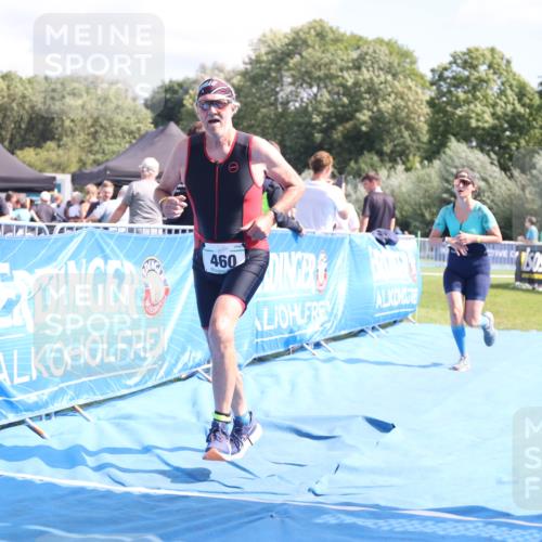 25.08.2024 - Elbe Triathlon Hamburg H.Heesch http://msf.ph/oto/6880697 25.08.2024 12:27:02 Ziel 460, 1494 meine-sportfotos.de
