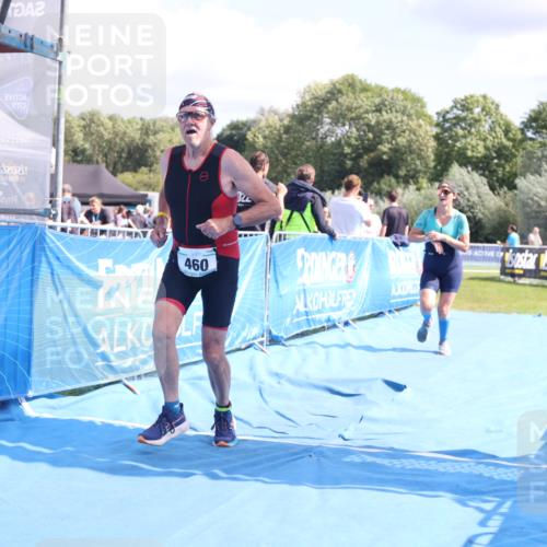 25.08.2024 - Elbe Triathlon Hamburg H.Heesch http://msf.ph/oto/6880713 25.08.2024 12:27:03 Ziel 460, 1494 meine-sportfotos.de