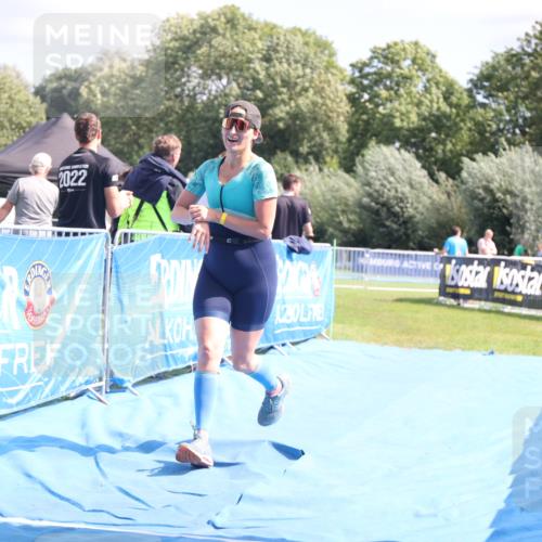 25.08.2024 - Elbe Triathlon Hamburg H.Heesch http://msf.ph/oto/6880719 25.08.2024 12:27:04 Ziel 460, 1494 meine-sportfotos.de
