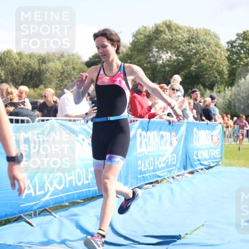25.08.2024 - Elbe Triathlon Hamburg H.Heesch http://msf.ph/oto/6880798 25.08.2024 11:55:22 Ziel 540, 675, 1537, 1630, 1643, 1692 meine-sportfotos.de