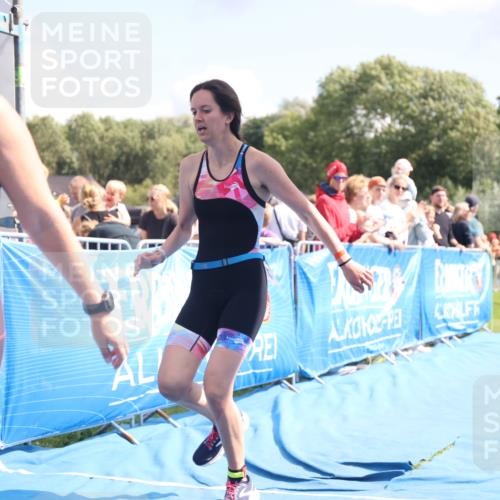 25.08.2024 - Elbe Triathlon Hamburg H.Heesch http://msf.ph/oto/6880804 25.08.2024 11:55:22 Ziel 540, 675, 1537, 1630, 1643, 1692 meine-sportfotos.de