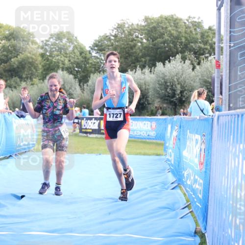 25.08.2024 - Elbe Triathlon Hamburg H.Heesch http://msf.ph/oto/6880815 25.08.2024 12:27:25 Ziel 1531, 1655, 1676, 1726, 1727 meine-sportfotos.de