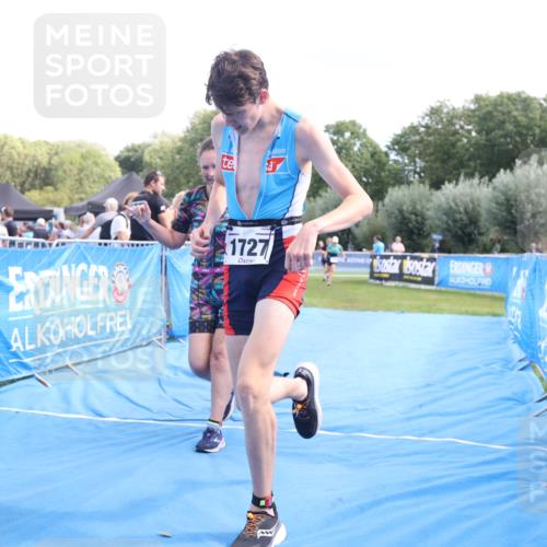 25.08.2024 - Elbe Triathlon Hamburg H.Heesch http://msf.ph/oto/6880829 25.08.2024 12:27:26 Ziel 1531, 1655, 1676, 1727 meine-sportfotos.de