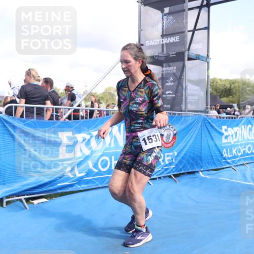 25.08.2024 - Elbe Triathlon Hamburg H.Heesch http://msf.ph/oto/6880870 25.08.2024 12:27:27 Ziel 1531, 1534, 1655, 1676, 1727 meine-sportfotos.de