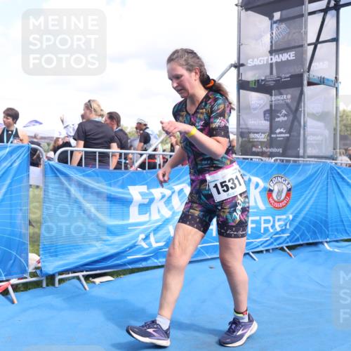 25.08.2024 - Elbe Triathlon Hamburg H.Heesch http://msf.ph/oto/6880876 25.08.2024 12:27:28 Ziel 1531, 1534, 1655, 1676, 1727 meine-sportfotos.de