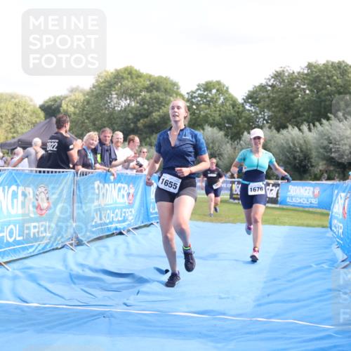 25.08.2024 - Elbe Triathlon Hamburg H.Heesch http://msf.ph/oto/6880893 25.08.2024 12:27:30 Ziel 1531, 1534, 1655, 1676, 1727 meine-sportfotos.de