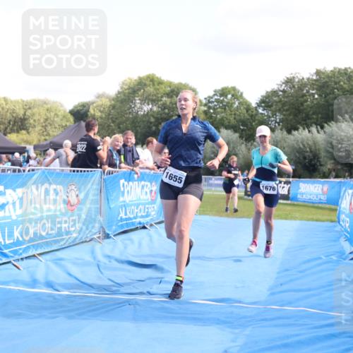 25.08.2024 - Elbe Triathlon Hamburg H.Heesch http://msf.ph/oto/6880900 25.08.2024 12:27:31 Ziel 1531, 1534, 1655, 1676, 1727 meine-sportfotos.de