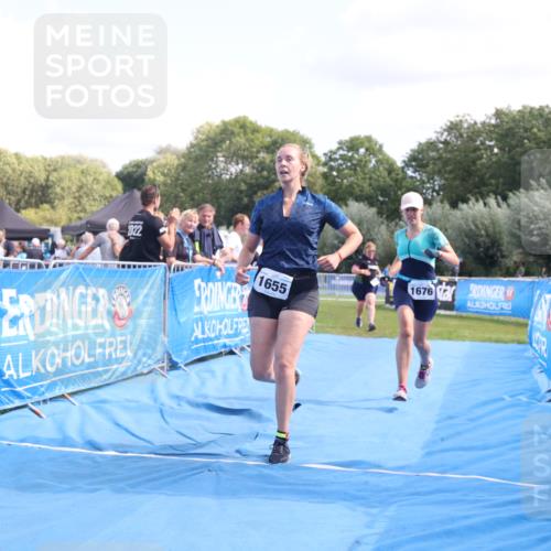 25.08.2024 - Elbe Triathlon Hamburg H.Heesch http://msf.ph/oto/6880902 25.08.2024 12:27:31 Ziel 1531, 1534, 1655, 1676, 1727 meine-sportfotos.de