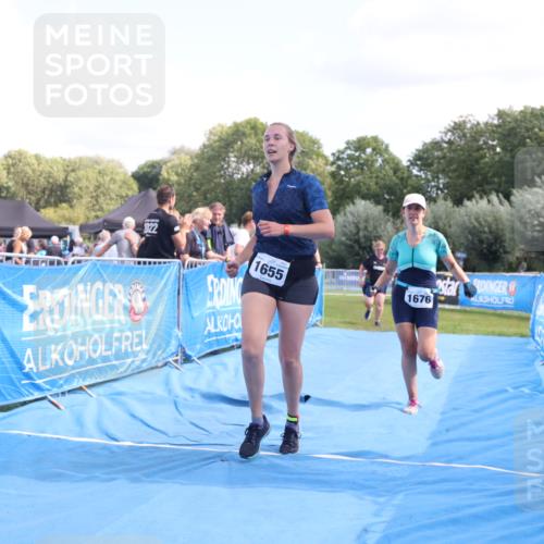 25.08.2024 - Elbe Triathlon Hamburg H.Heesch http://msf.ph/oto/6880908 25.08.2024 12:27:31 Ziel 1531, 1534, 1655, 1676, 1727 meine-sportfotos.de