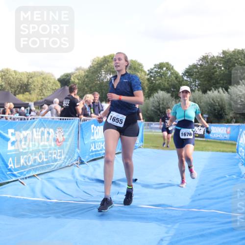 25.08.2024 - Elbe Triathlon Hamburg H.Heesch http://msf.ph/oto/6880910 25.08.2024 12:27:31 Ziel 1531, 1534, 1655, 1676, 1727 meine-sportfotos.de