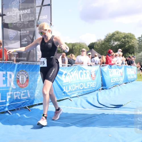 25.08.2024 - Elbe Triathlon Hamburg H.Heesch http://msf.ph/oto/6880915 25.08.2024 11:55:35 Ziel 515, 1610, 1692 meine-sportfotos.de