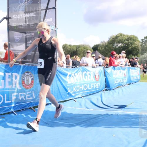 25.08.2024 - Elbe Triathlon Hamburg H.Heesch http://msf.ph/oto/6880917 25.08.2024 11:55:35 Ziel 515, 1610, 1692 meine-sportfotos.de