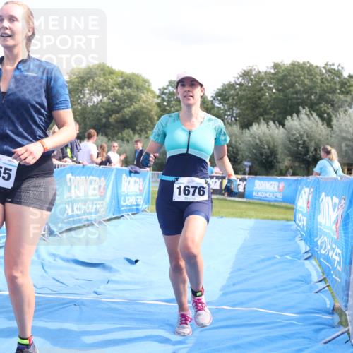 25.08.2024 - Elbe Triathlon Hamburg H.Heesch http://msf.ph/oto/6880922 25.08.2024 12:27:32 Ziel 1531, 1534, 1655, 1676, 1727 meine-sportfotos.de