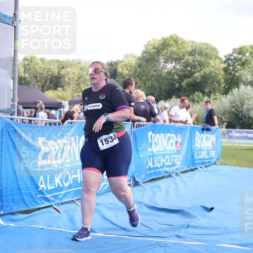25.08.2024 - Elbe Triathlon Hamburg H.Heesch http://msf.ph/oto/6880957 25.08.2024 12:27:36 Ziel 1534, 1655, 1676 meine-sportfotos.de