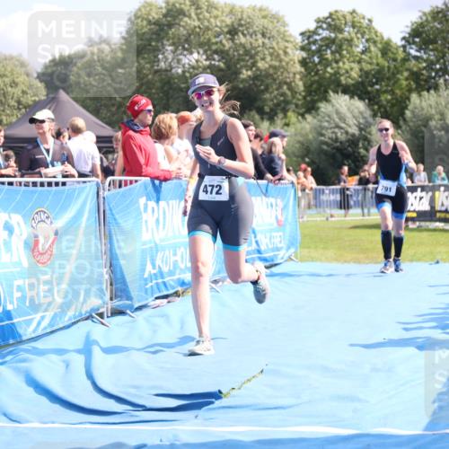 25.08.2024 - Elbe Triathlon Hamburg H.Heesch http://msf.ph/oto/6880976 25.08.2024 11:55:44 Ziel 472, 791, 1610 meine-sportfotos.de
