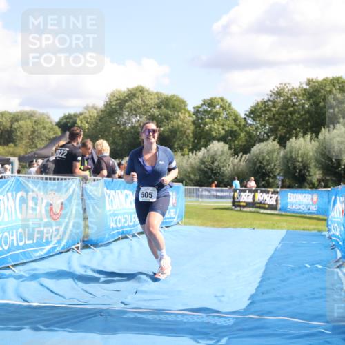 25.08.2024 - Elbe Triathlon Hamburg H.Heesch http://msf.ph/oto/6880981 25.08.2024 12:27:59 Ziel 505 meine-sportfotos.de