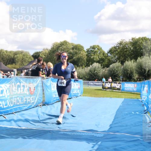 25.08.2024 - Elbe Triathlon Hamburg H.Heesch http://msf.ph/oto/6880987 25.08.2024 12:27:59 Ziel 505 meine-sportfotos.de