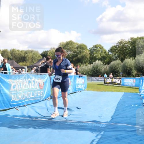 25.08.2024 - Elbe Triathlon Hamburg H.Heesch http://msf.ph/oto/6880997 25.08.2024 12:27:59 Ziel 505 meine-sportfotos.de