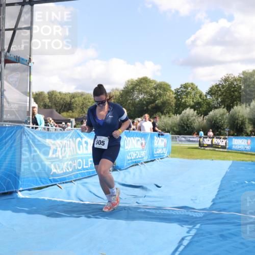 25.08.2024 - Elbe Triathlon Hamburg H.Heesch http://msf.ph/oto/6881009 25.08.2024 12:27:59 Ziel 505 meine-sportfotos.de