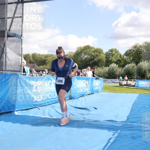 25.08.2024 - Elbe Triathlon Hamburg H.Heesch http://msf.ph/oto/6881012 25.08.2024 12:27:59 Ziel 505 meine-sportfotos.de