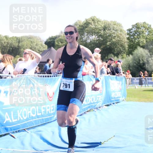 25.08.2024 - Elbe Triathlon Hamburg H.Heesch http://msf.ph/oto/6881032 25.08.2024 11:55:47 Ziel 472, 791 meine-sportfotos.de