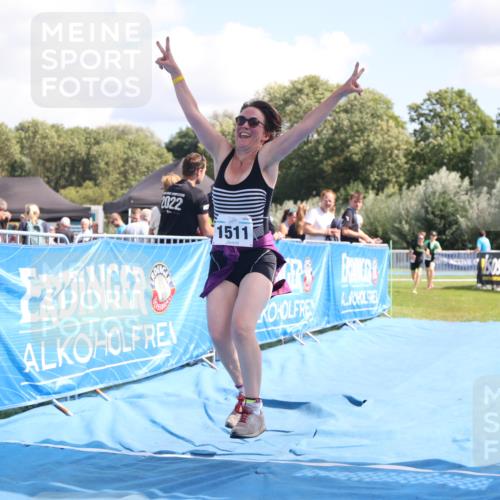25.08.2024 - Elbe Triathlon Hamburg H.Heesch http://msf.ph/oto/6881074 25.08.2024 12:28:16 Ziel 1511, 1664, 1722, 1734 meine-sportfotos.de