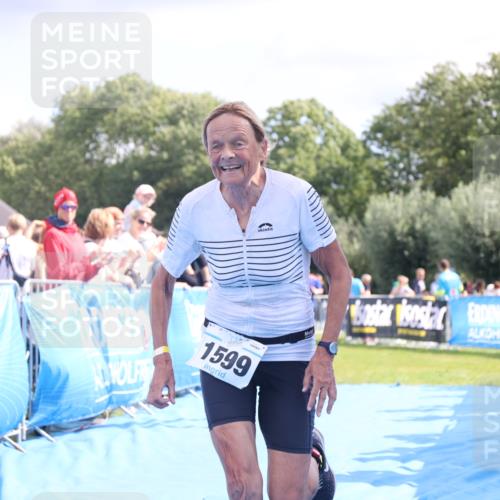 25.08.2024 - Elbe Triathlon Hamburg H.Heesch http://msf.ph/oto/6881083 25.08.2024 11:56:00 Ziel 525, 690, 777, 1599 meine-sportfotos.de